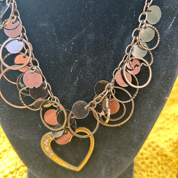 NWOT Beautiful Copper Color Heart Necklace 10” Length. - Picture 2 of 3